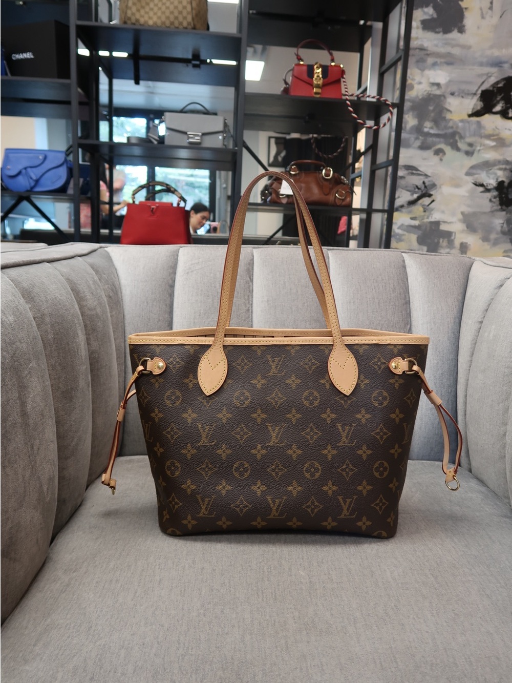 Louis Vuitton Monogram Canvas Neverfull PM